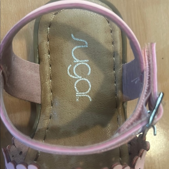 Sugar Pink Sandals with Floral Cutout Design - Picture 3 of 5
